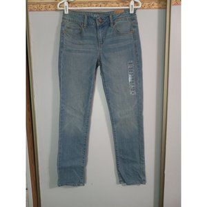 American Eagle 4 Short NWT Light Wash Skinny Stretch Denim Casual Outdoor Jeans
